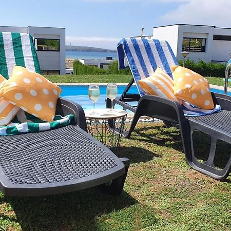 Modern 4 Double Bedroom Villa with Pool / Garden Valdoviño Buitenkant foto